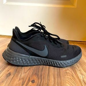 Black Nike Running Sneakers